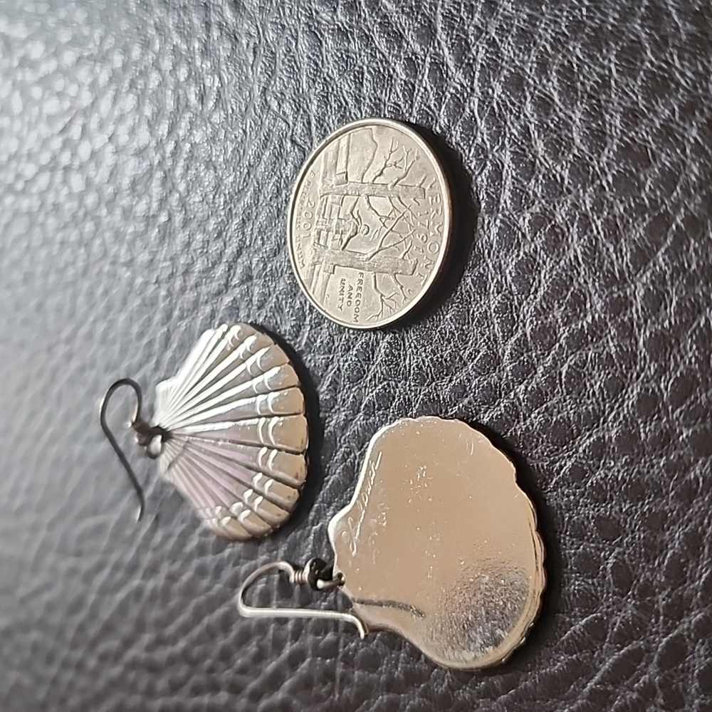 VTG Laurel Burch Silver Shell Earrings - Picture 8 of 8